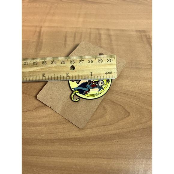 Sailor Moon Manga Character Sitting On The Moon Enamel Lapel Pin Cute New - Picture 7 of 7